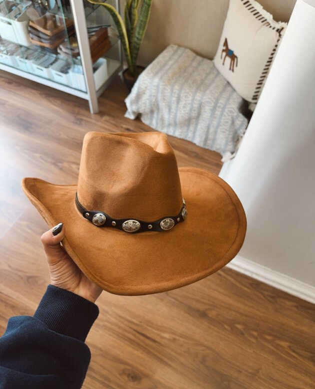 SOMBRERO DE PAÑO TIRA ECOCUERO Y APLIQUES SUELA