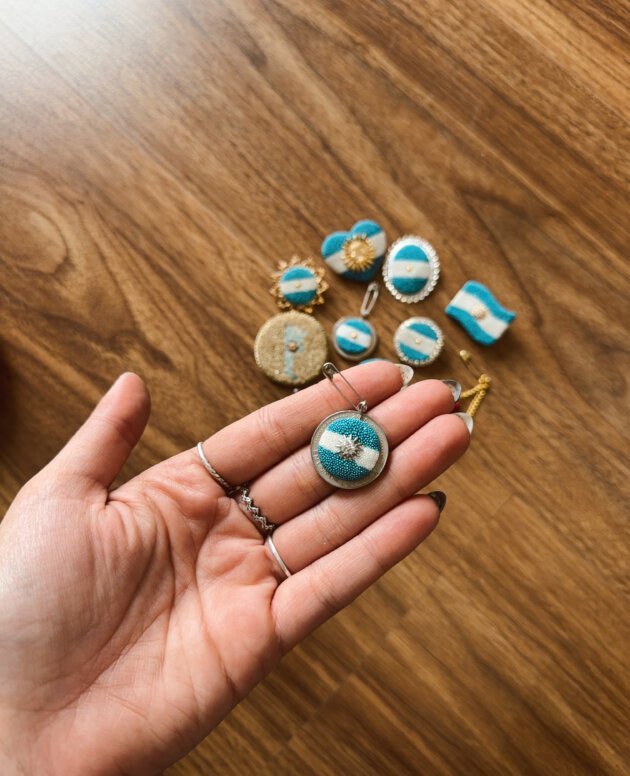 ESCARAPELA MONEDA SOL