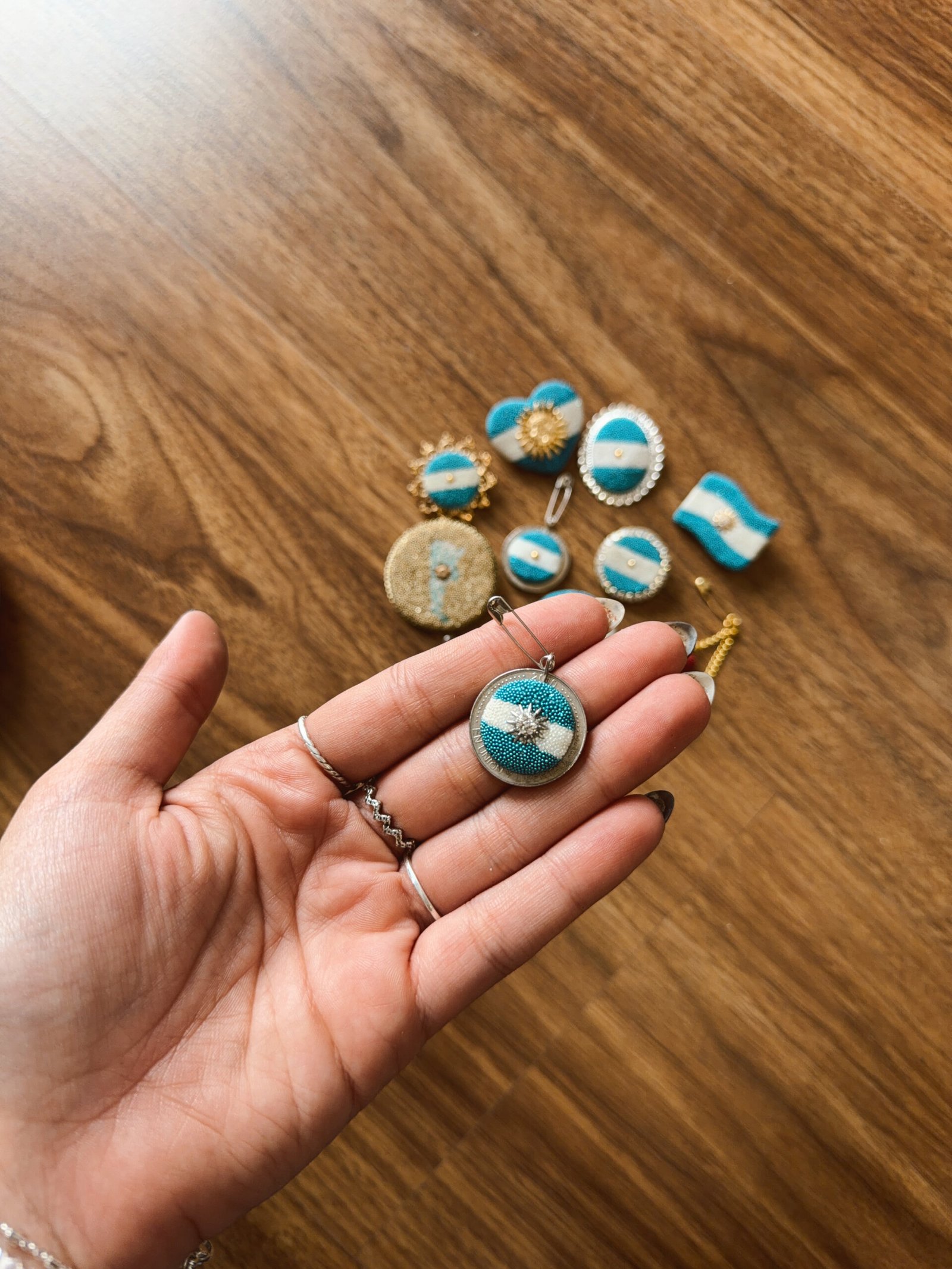 ESCARAPELA MONEDA SOL