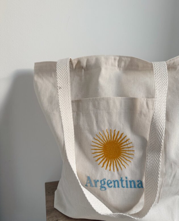 TOTE BAG ARG BORDADA