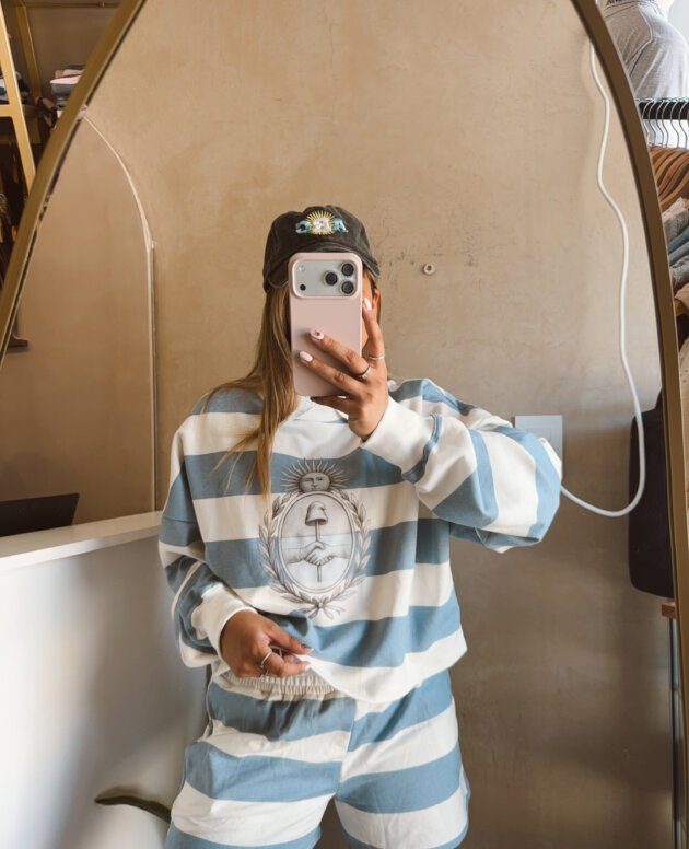 SET BUZO Y SHORT ALGODÓN RÚSTICO CELESTE