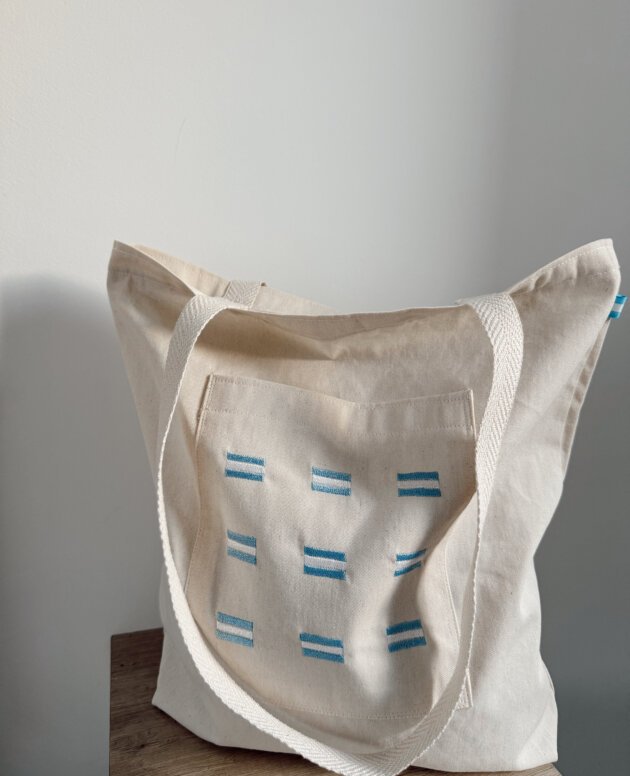TOTE BAG BANDERAS BORDADA