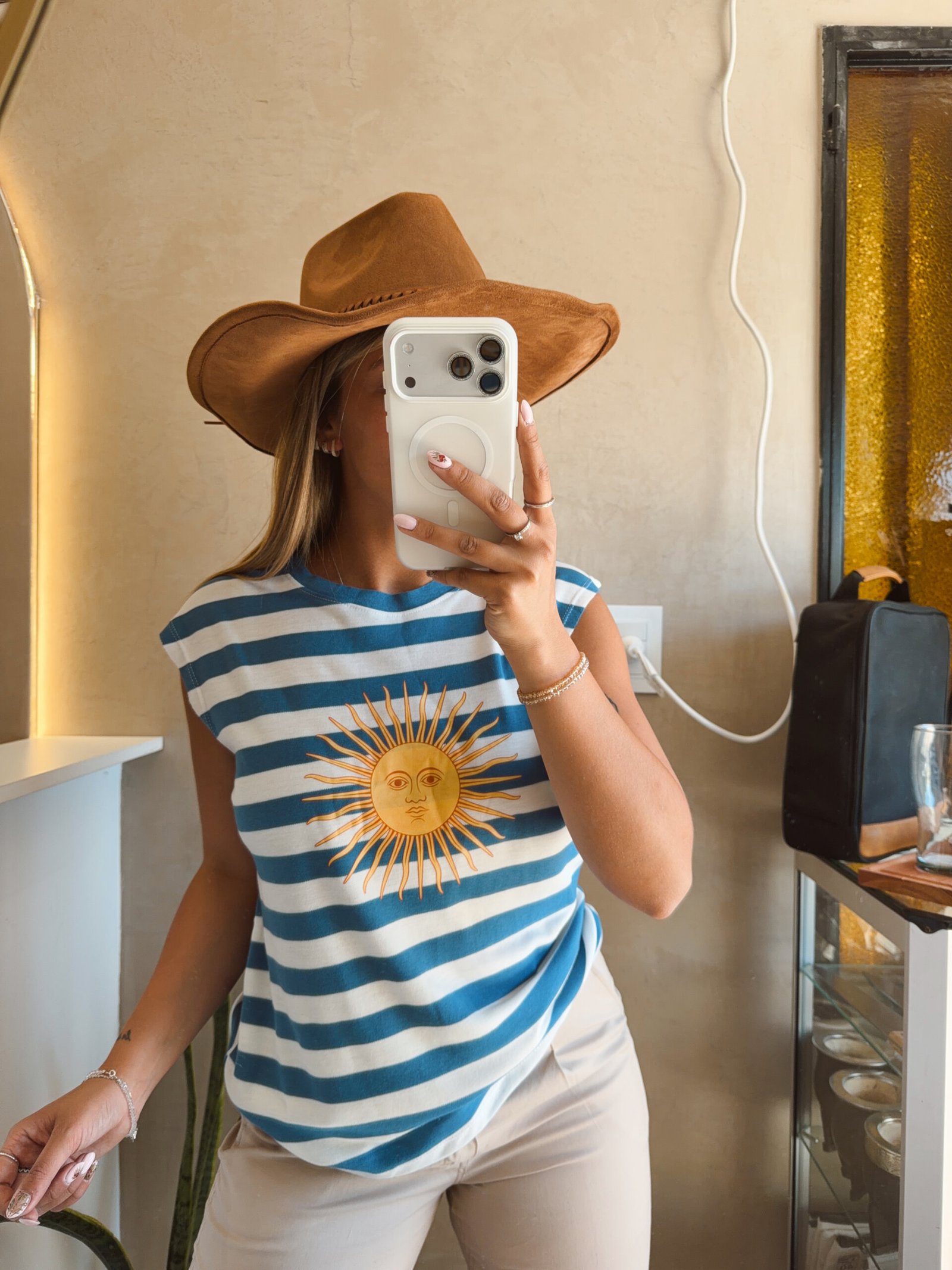 MUSCULOSA AZUL SOL DE MAYO