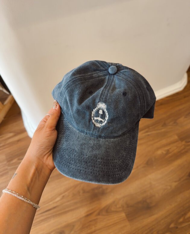 GORRA ESCUDO NACIONAL BORDADA AZUL
