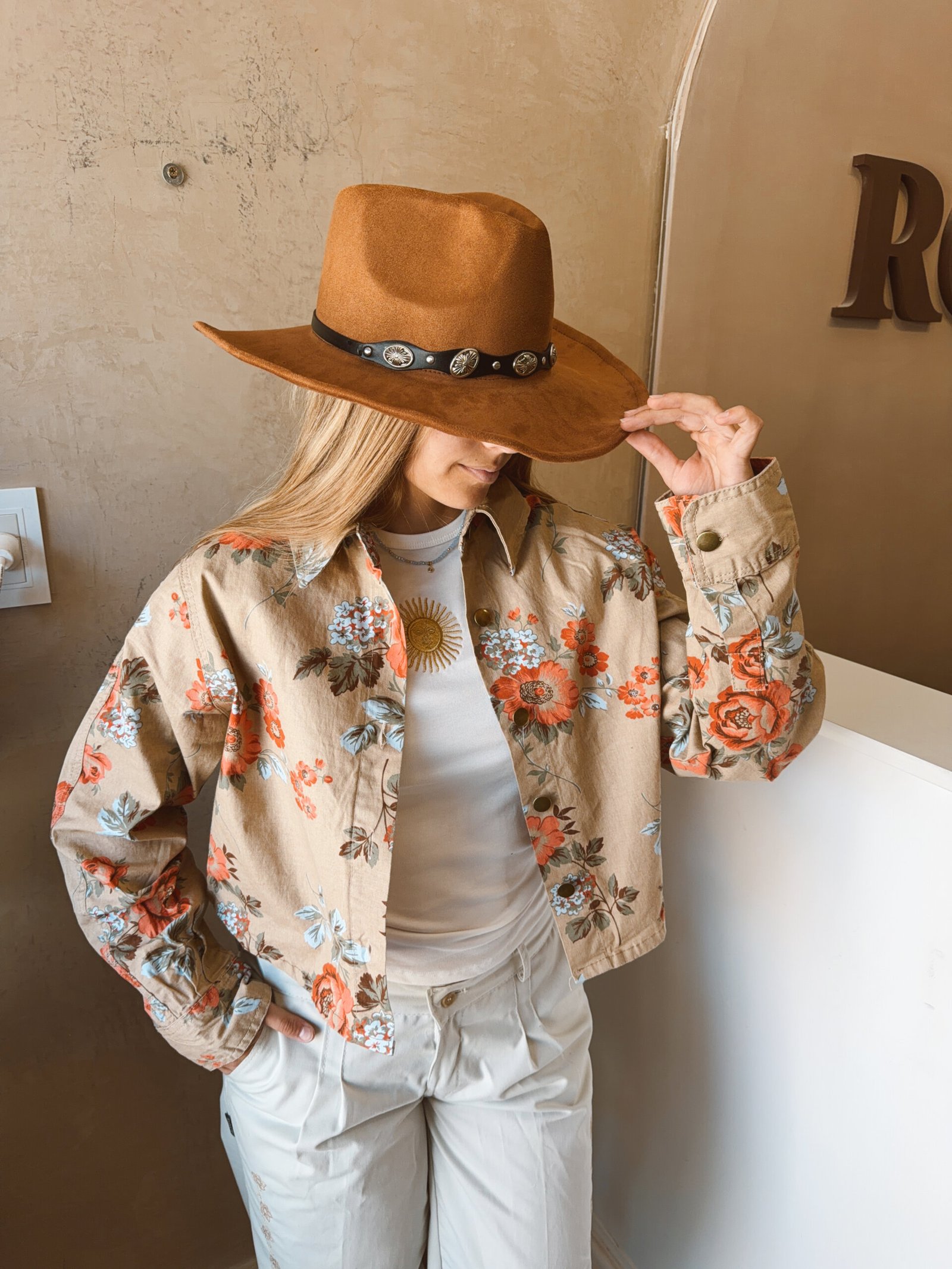 CAMPERA FLOREADA SOL BORDADO - Image 2