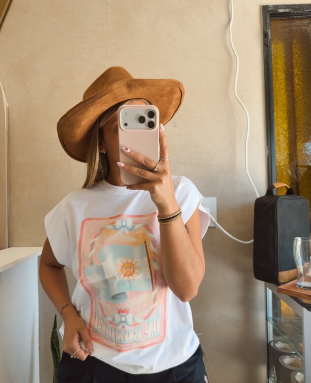 MUSCULOSA ESTAMPILLA BANDERA ARG