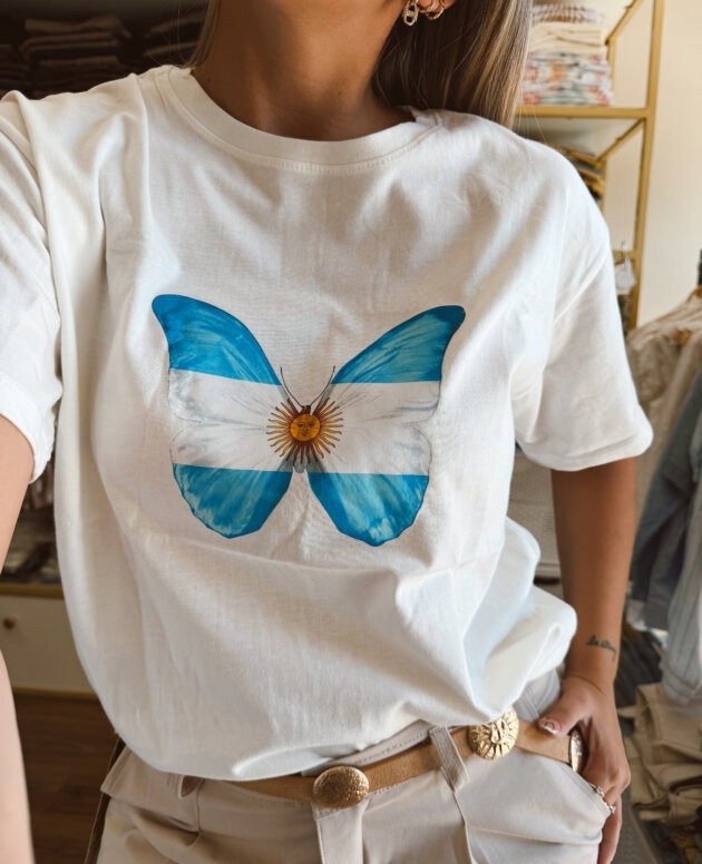 REMERA MARIPOSA ARGENTINA