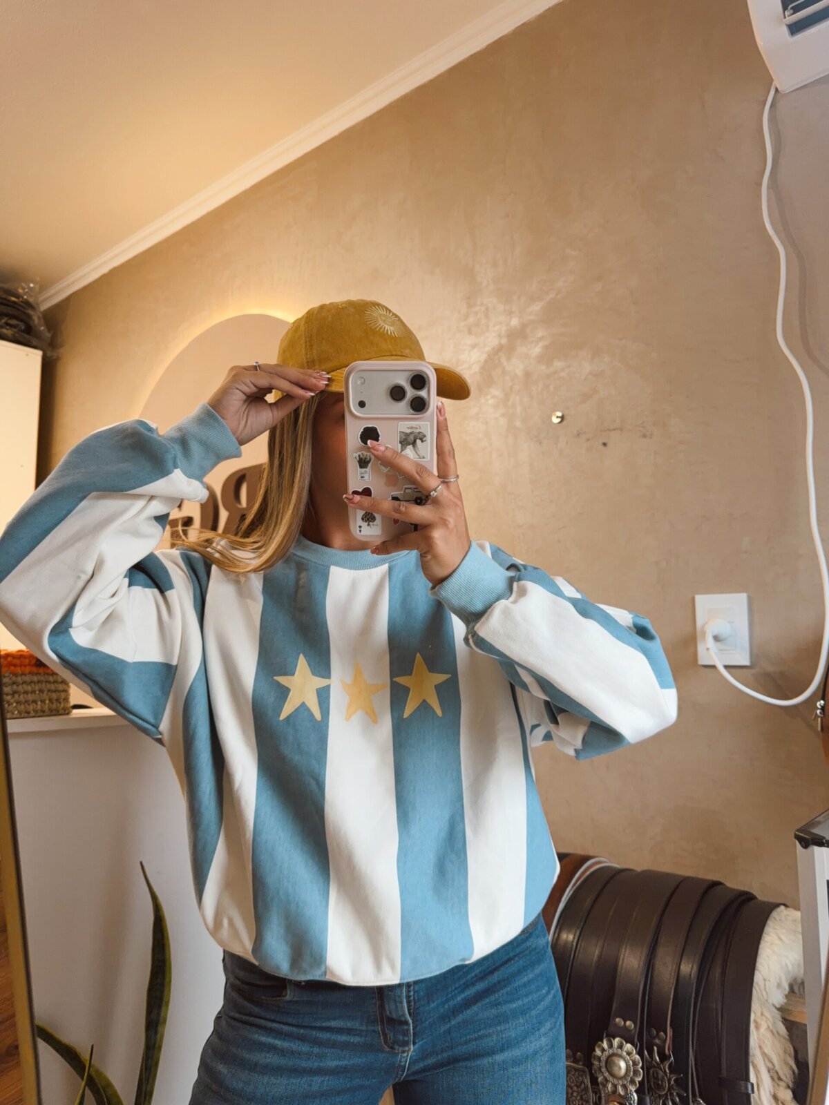 BUZO TRES ESTRELLAS - Image 3