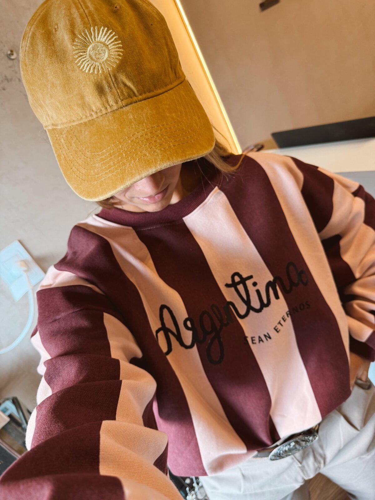 BUZO SEAN ETERNOS FUCSIA Y ROSA - Image 2