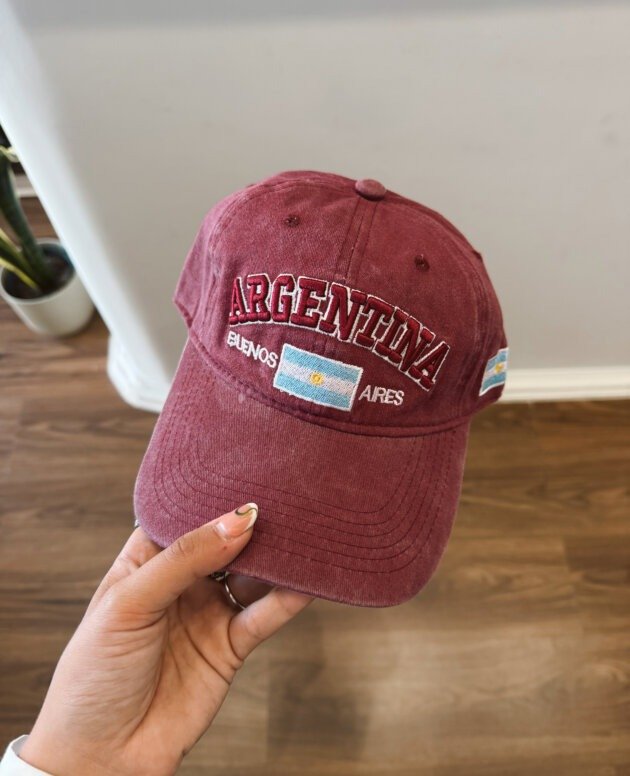 GORRA ARGENTINA FUCSIA