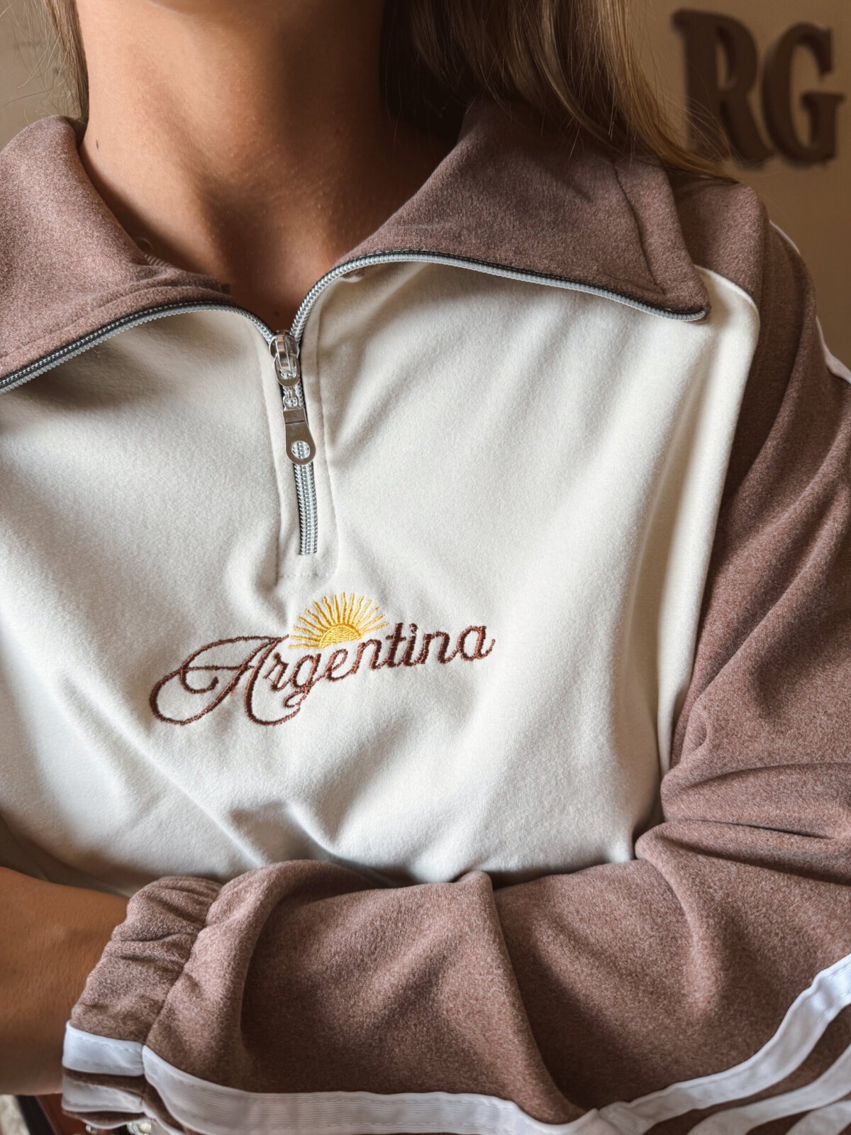 BUZO ARGENTINA SOL MARRÓN - Image 2
