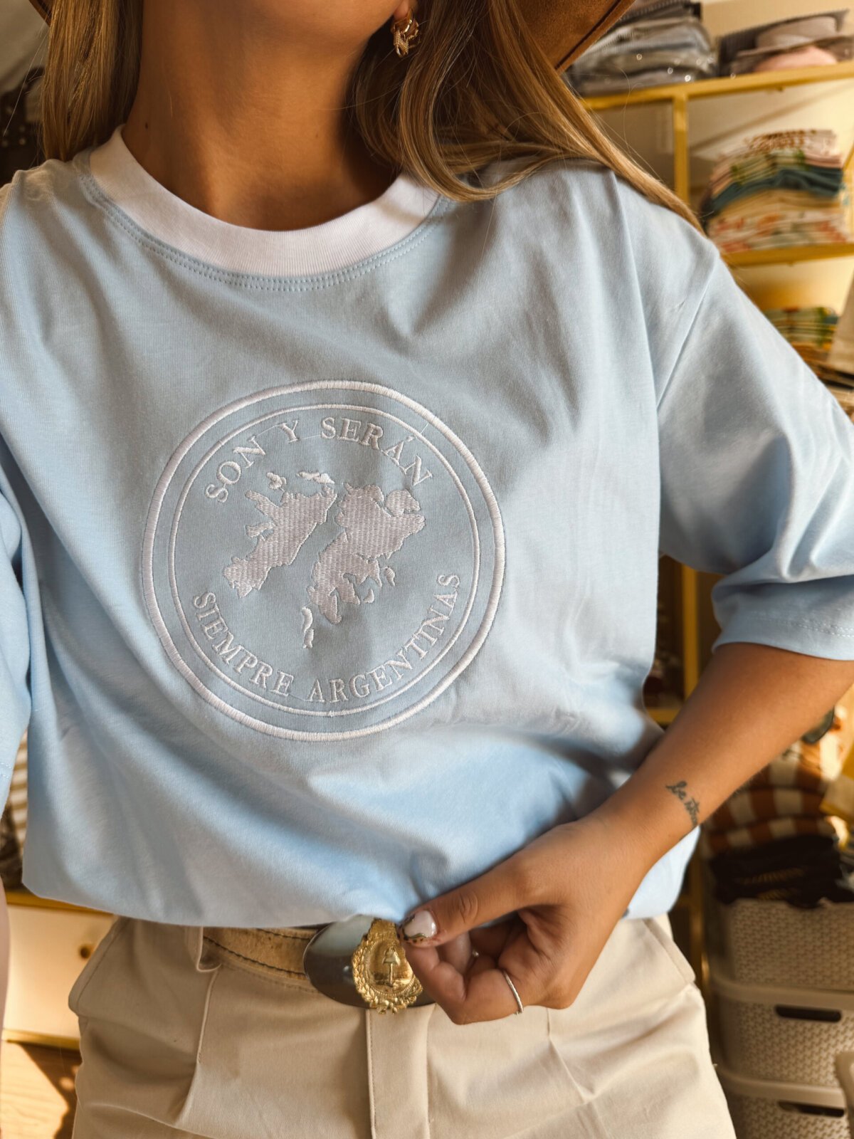 REMERA MALVINAS ARGENTINAS CELESTE