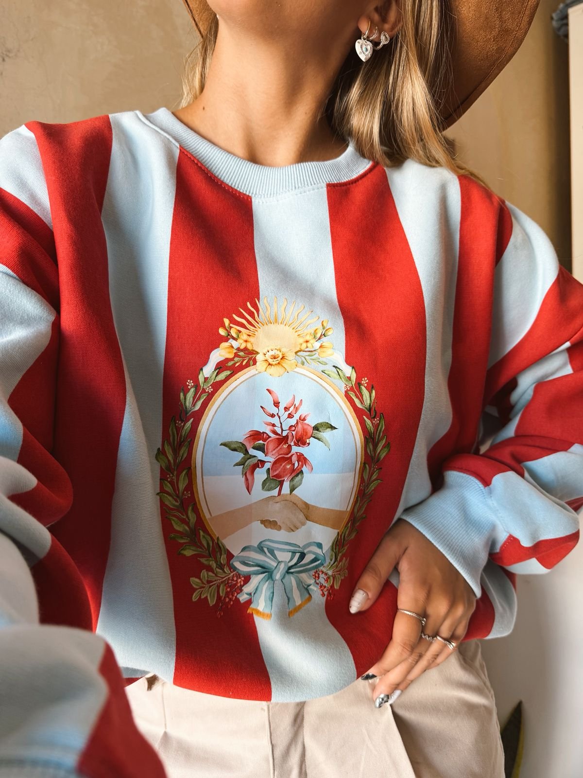 BUZO RAYADO ROJO Y CELESTE CEIBO FRISA - Image 2