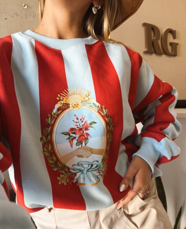 BUZO RAYADO ROJO Y CELESTE CEIBO FRISA