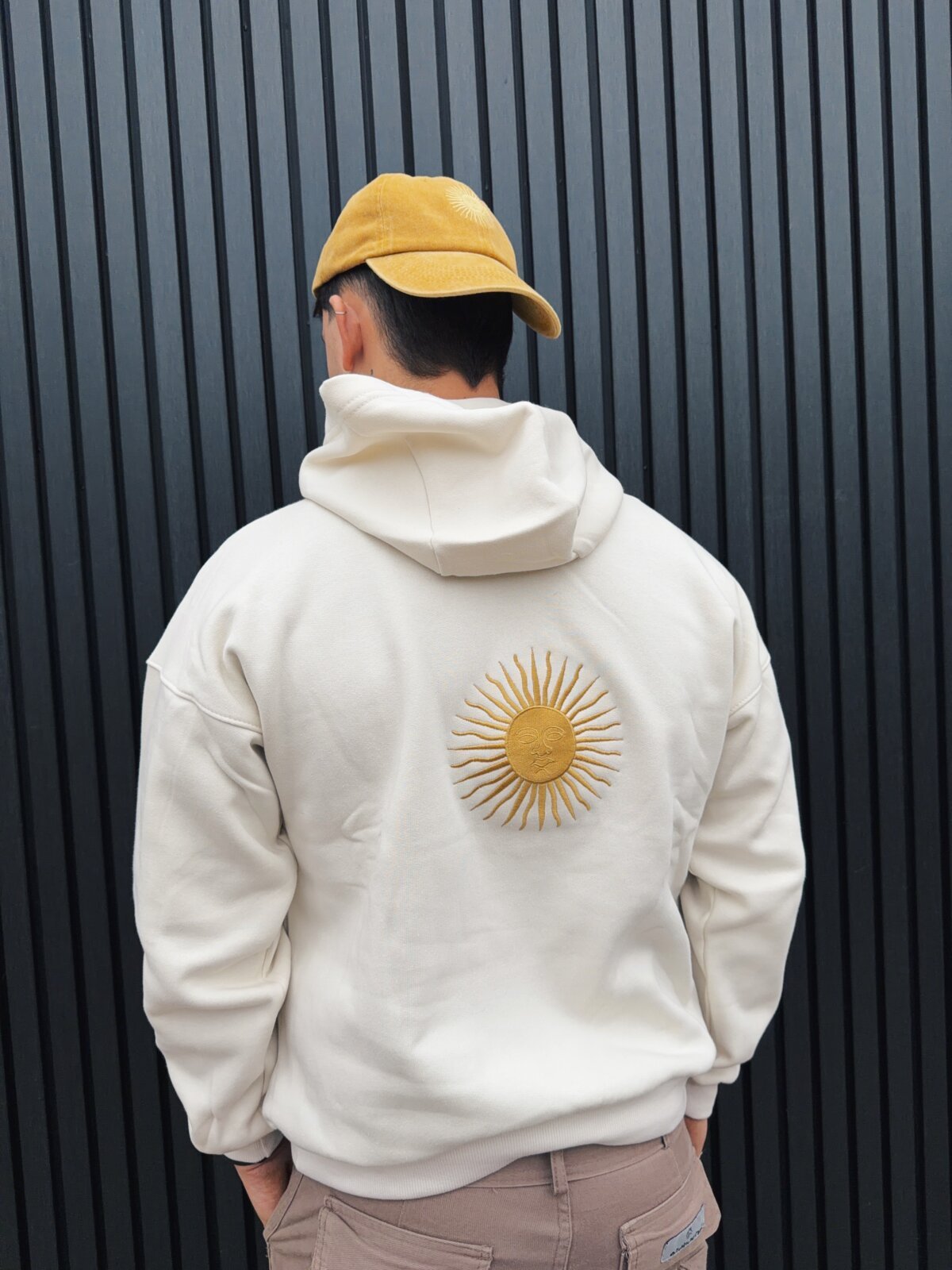 BUZO SOL BORDADO NATURAL - Image 3