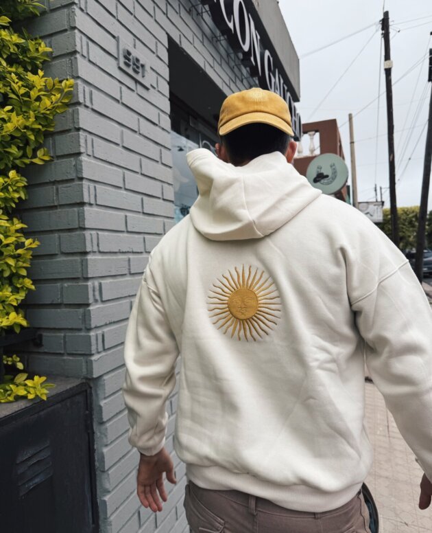 BUZO SOL BORDADO NATURAL