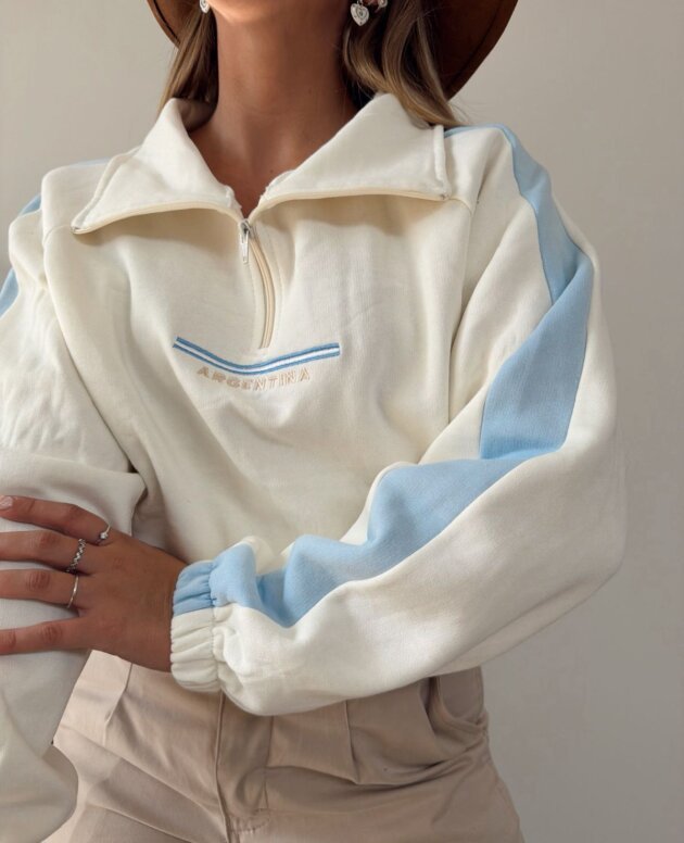 BUZO ARGENTINA CON CIERRE FRISA NATURAL