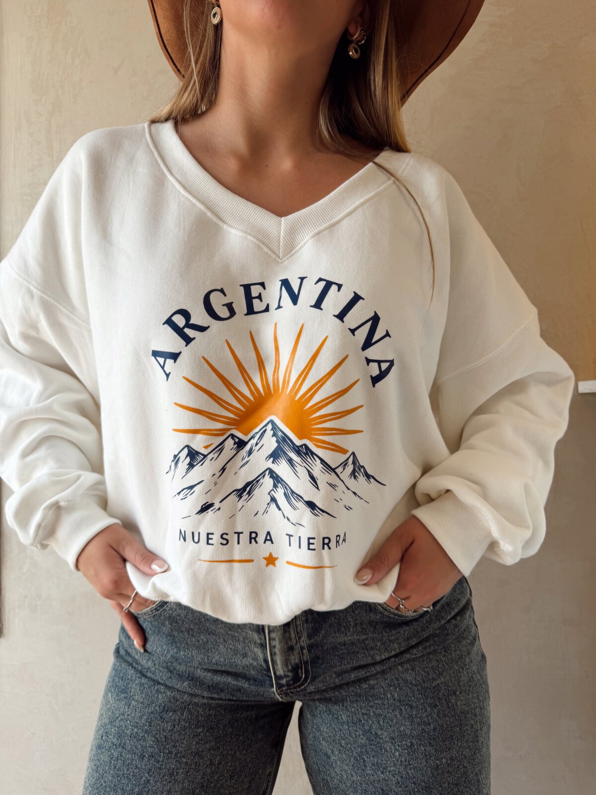 BUZO NUESTRA TIERRA LISO FRISA - Image 3