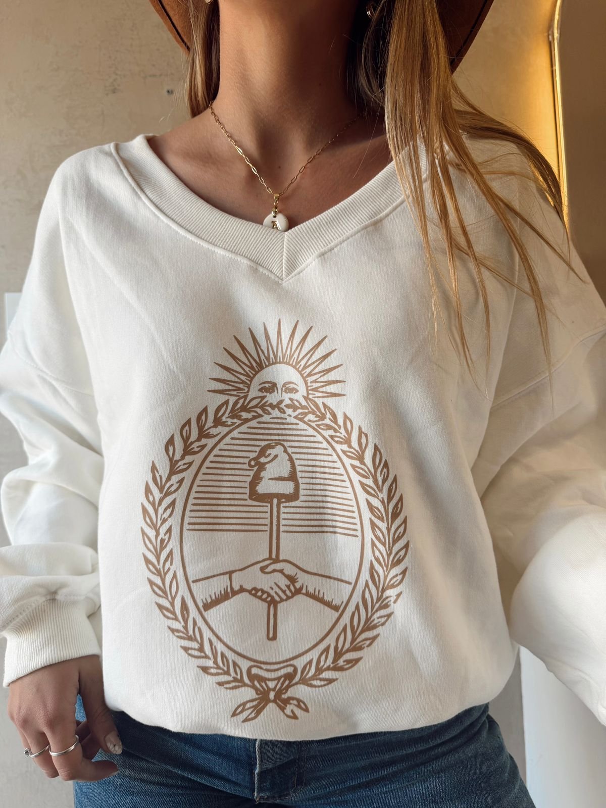 BUZO ESCUDO V FRISA - Image 2