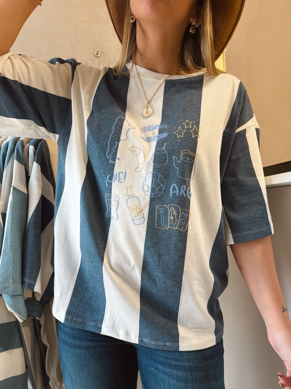 REMERA ICONOS AZUL - Image 2