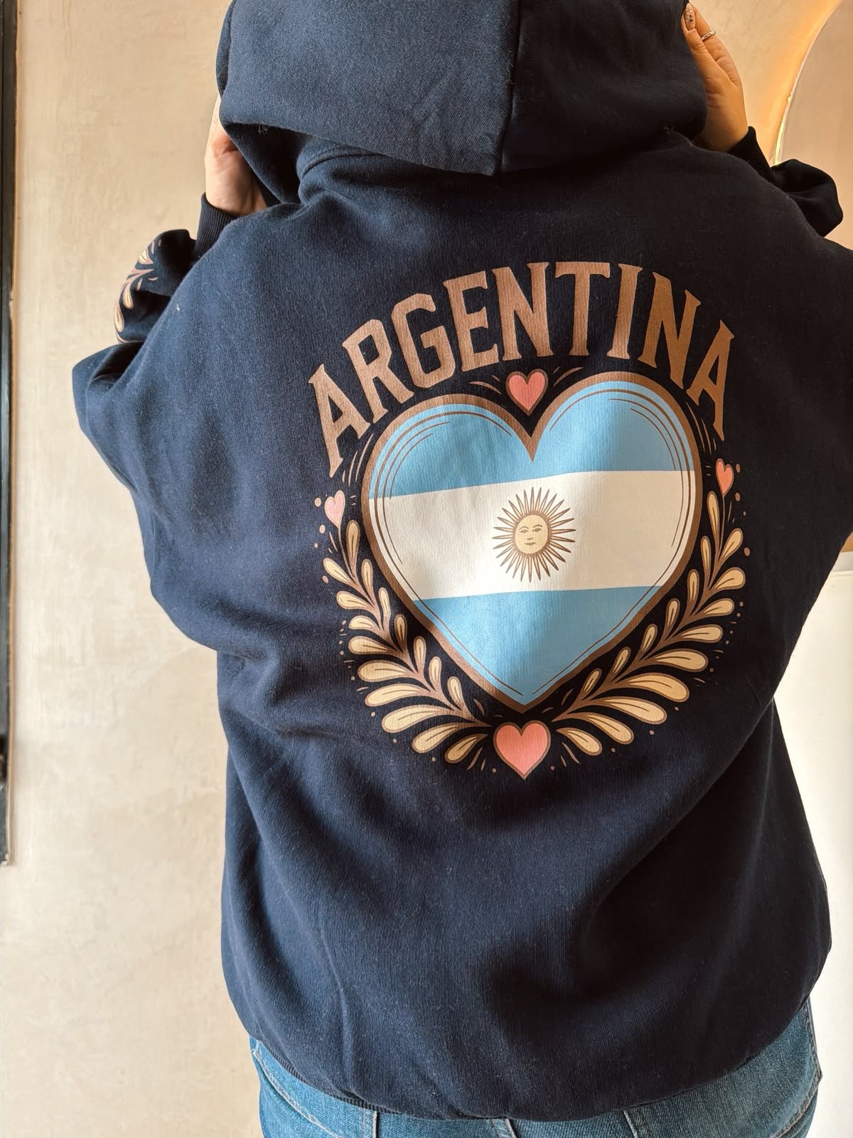 CAMPERA CORAZON ESPALDA FRISA AZUL - Image 3