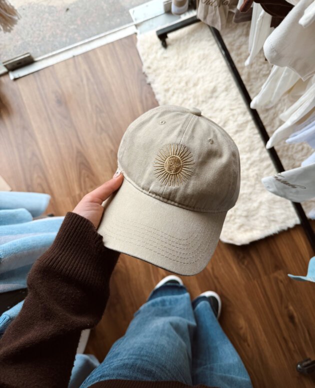 GORRA SOL DE MAYO BEIGE