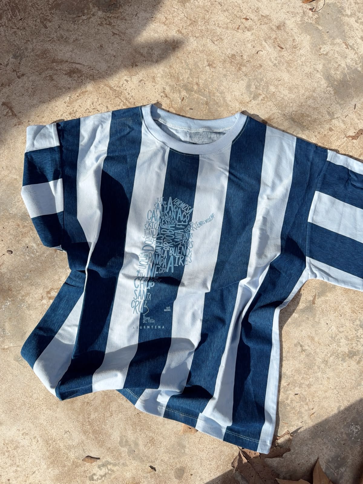 REMERA MAPA AZUL