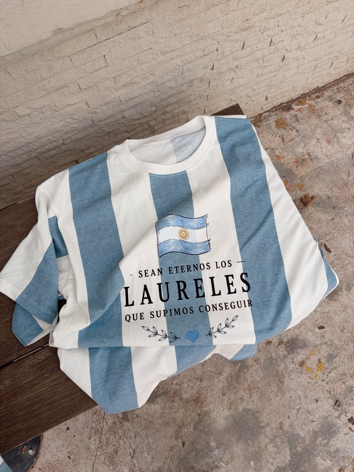REMERA SEAN ETERNOS LOS LAURELES