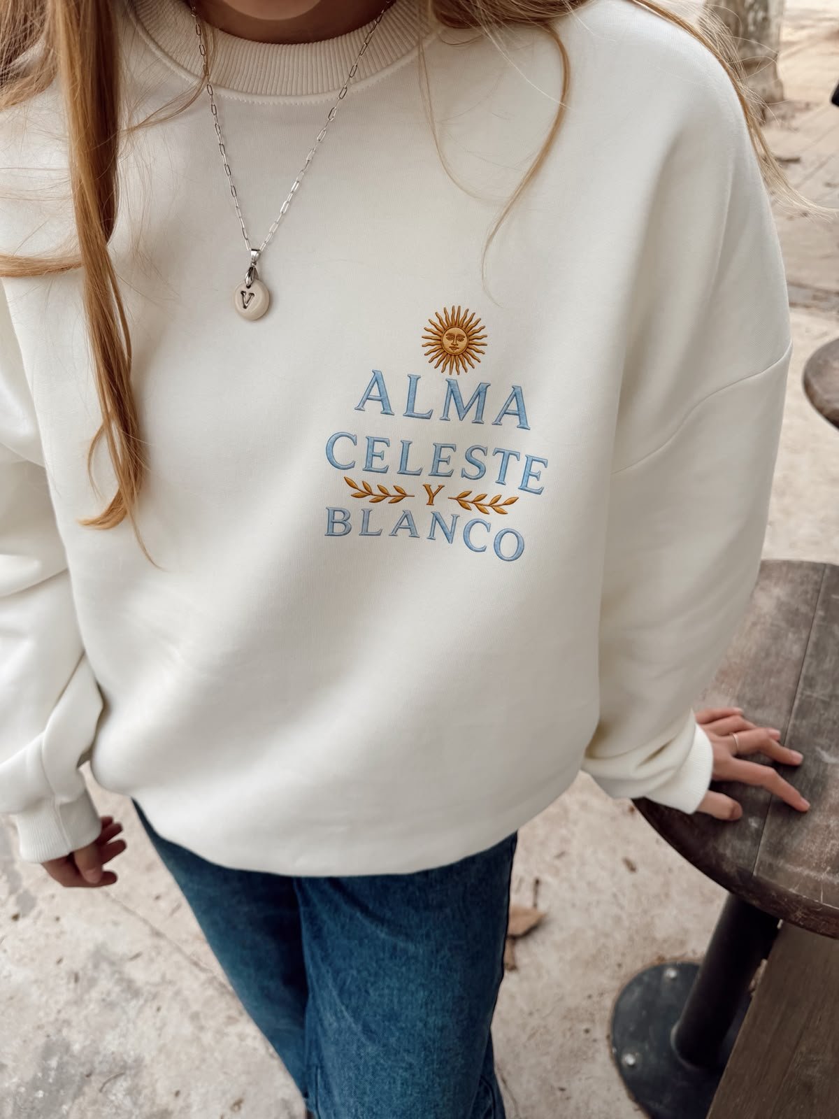 BUZO ALMA CELESTE Y BLANCO FRISA - Image 3
