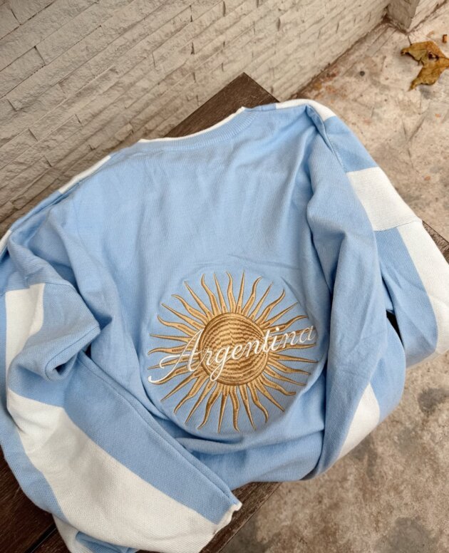 SWEATER SOL ARGENTINA BORDADO