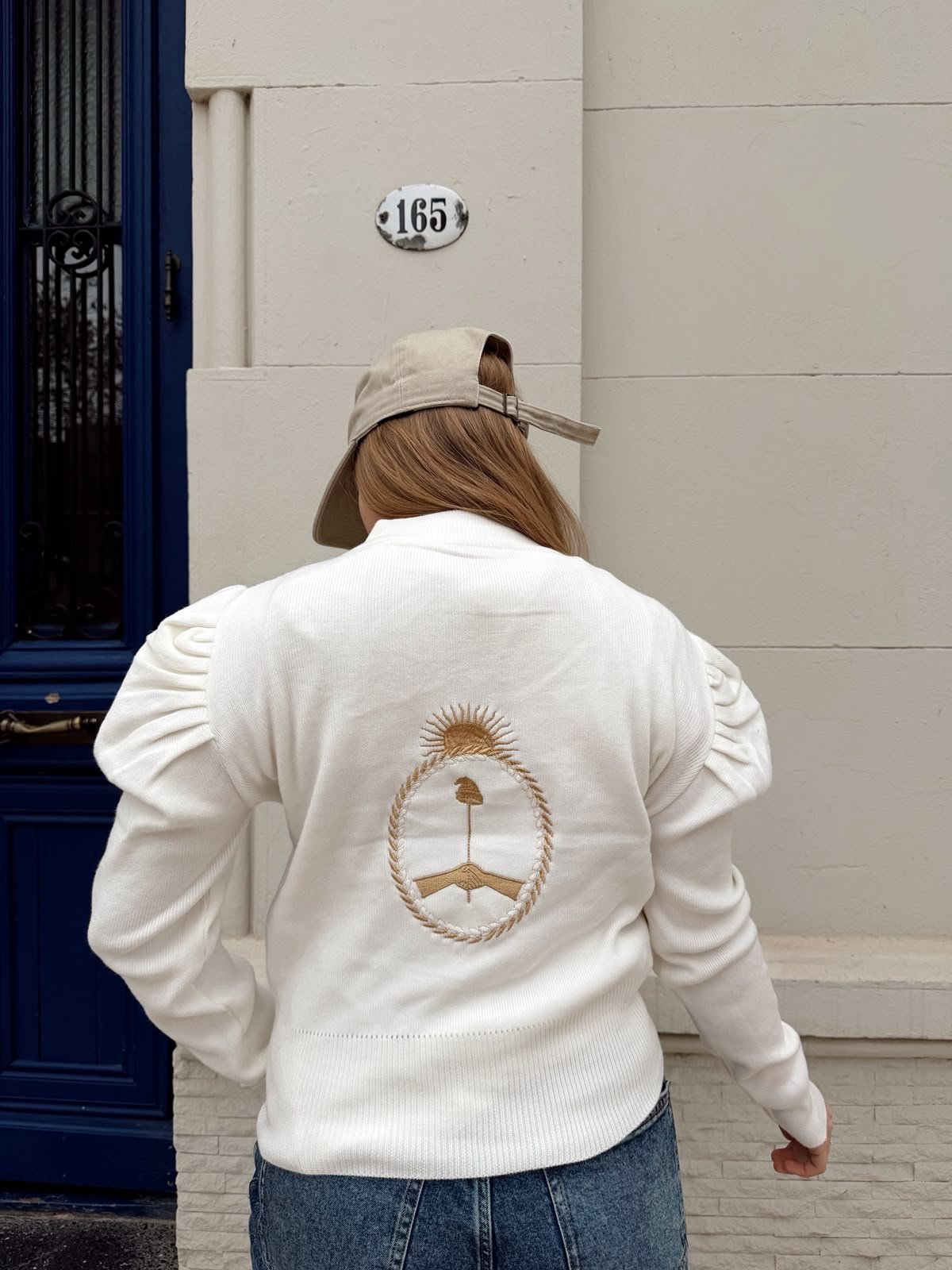SWEATER PRINS ESCUDO BORDADO