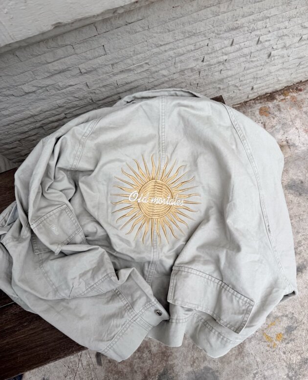 CAMPERA OID MORTALES BORDADA