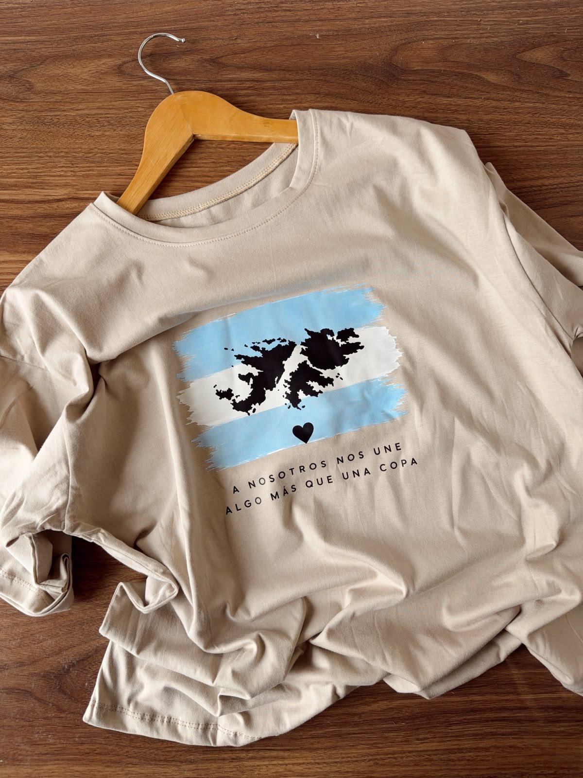 REMERA UNION, ESPALDA LAS MALVINAS SON ARGENTINAS - Image 4
