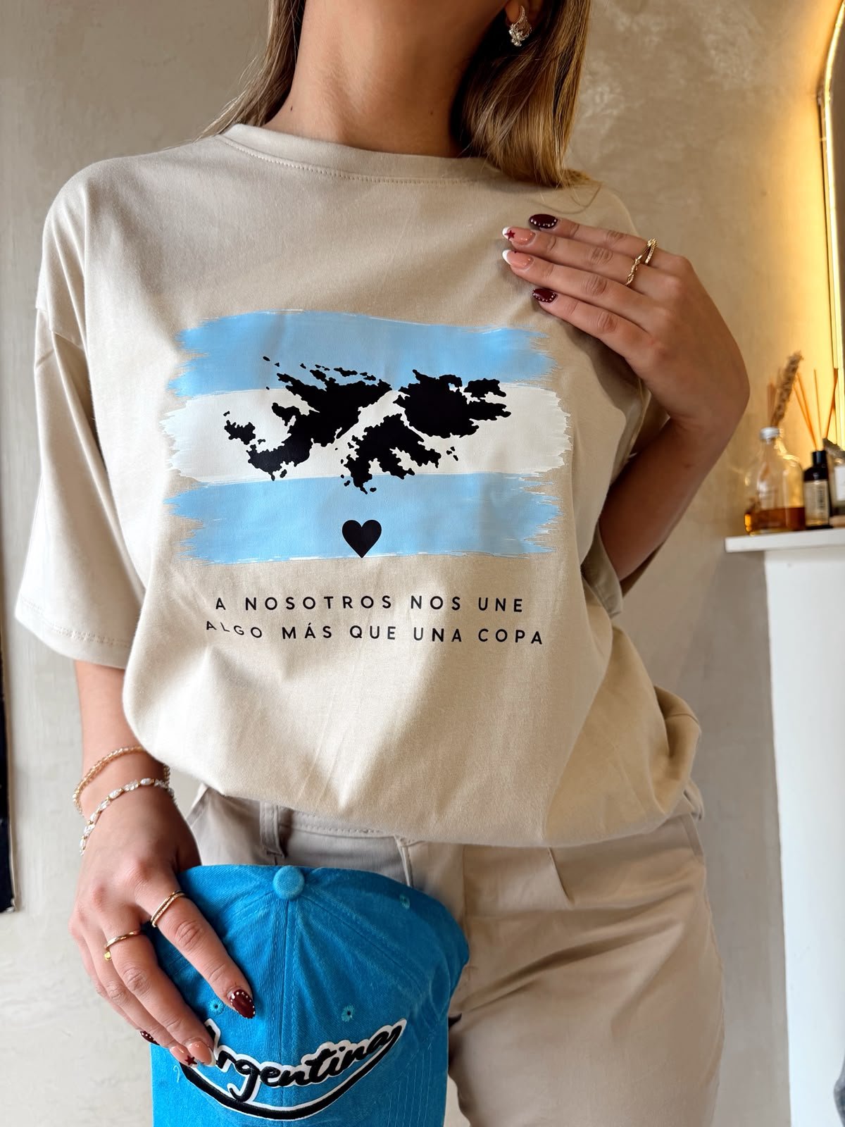 REMERA UNION, ESPALDA LAS MALVINAS SON ARGENTINAS