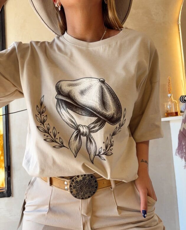 REMERA BOINA PAÑUELO, UNISEX