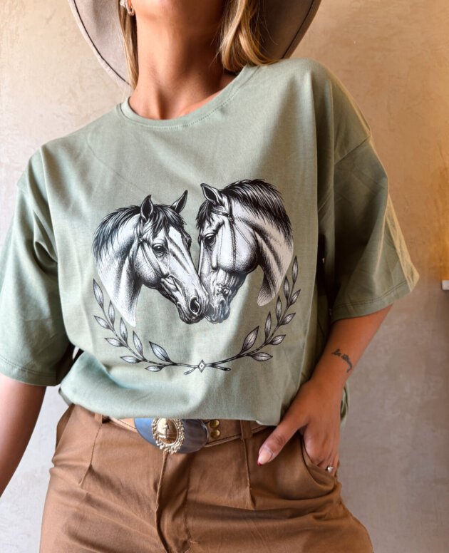 REMERA DOS CABALLOS VERDE