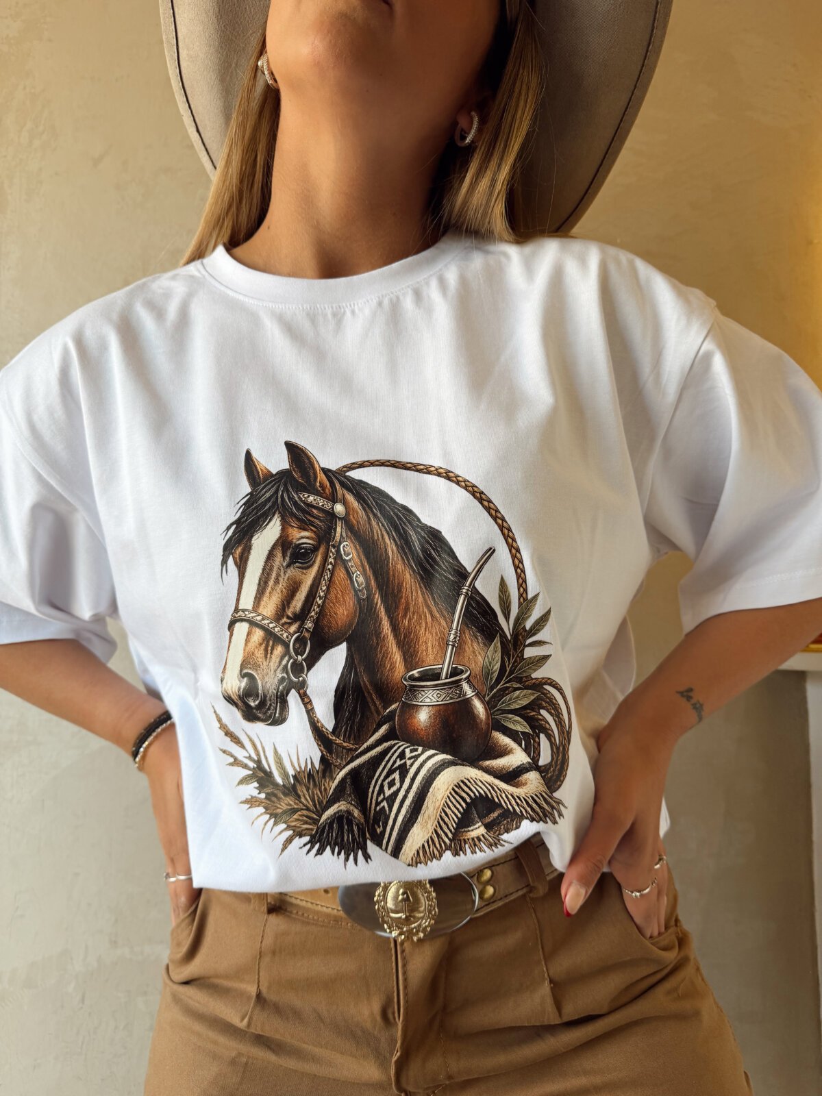 REMERA CABALLO MATE BLANCA - Image 2